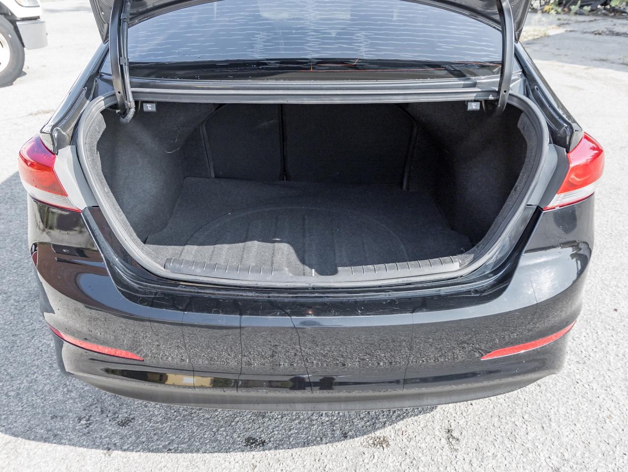 2018 Hyundai Elantra GL -CarPlay-Heated Steer/Seats-BlindSpot-16in Allo Photo