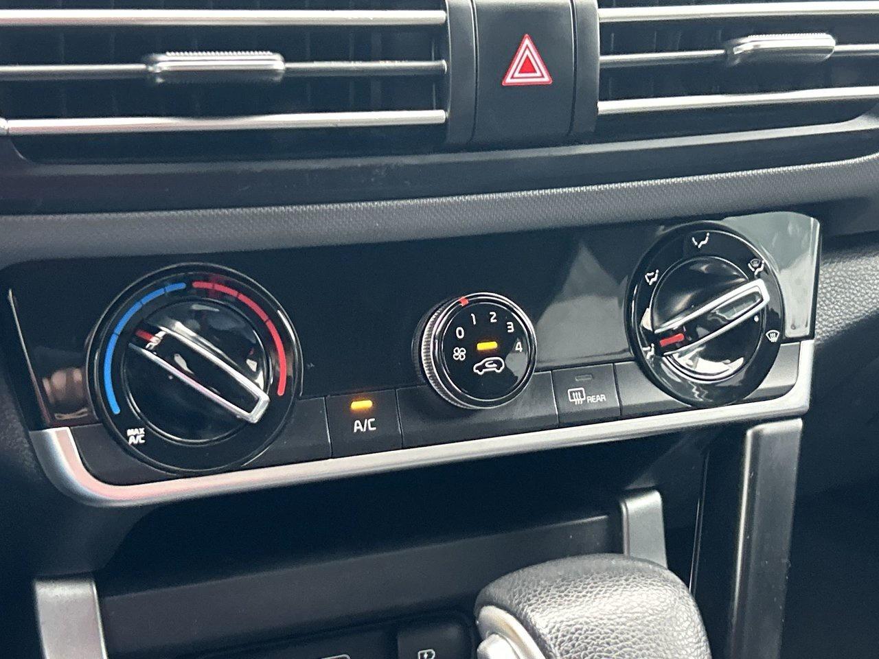 2023 Kia Seltos LX AWD 1-Owner Clean CarFax CarPlay Heated Seats Photo