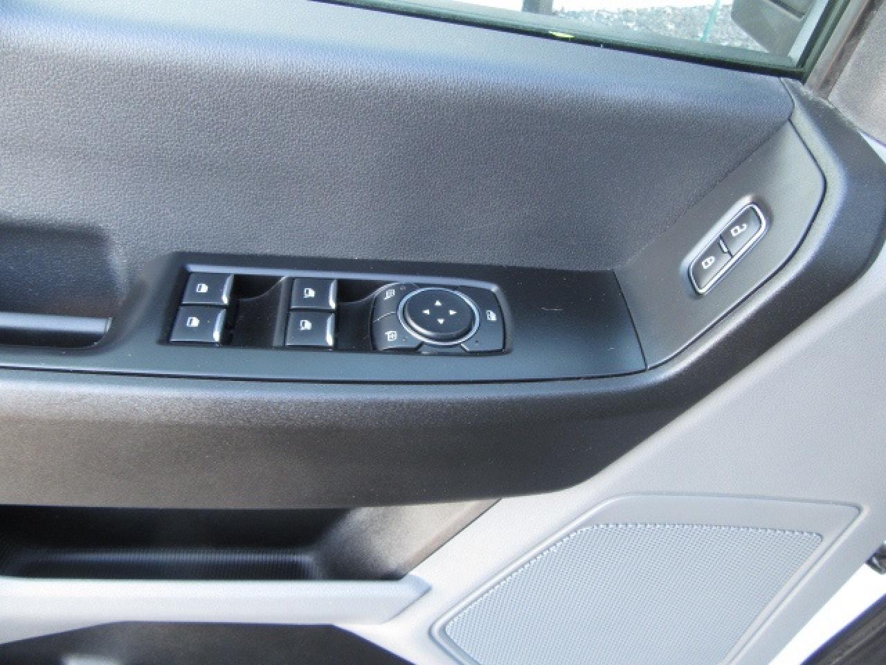 2023 Ford F-250 CREW CAB 4X4 6.8FT BOX Photo