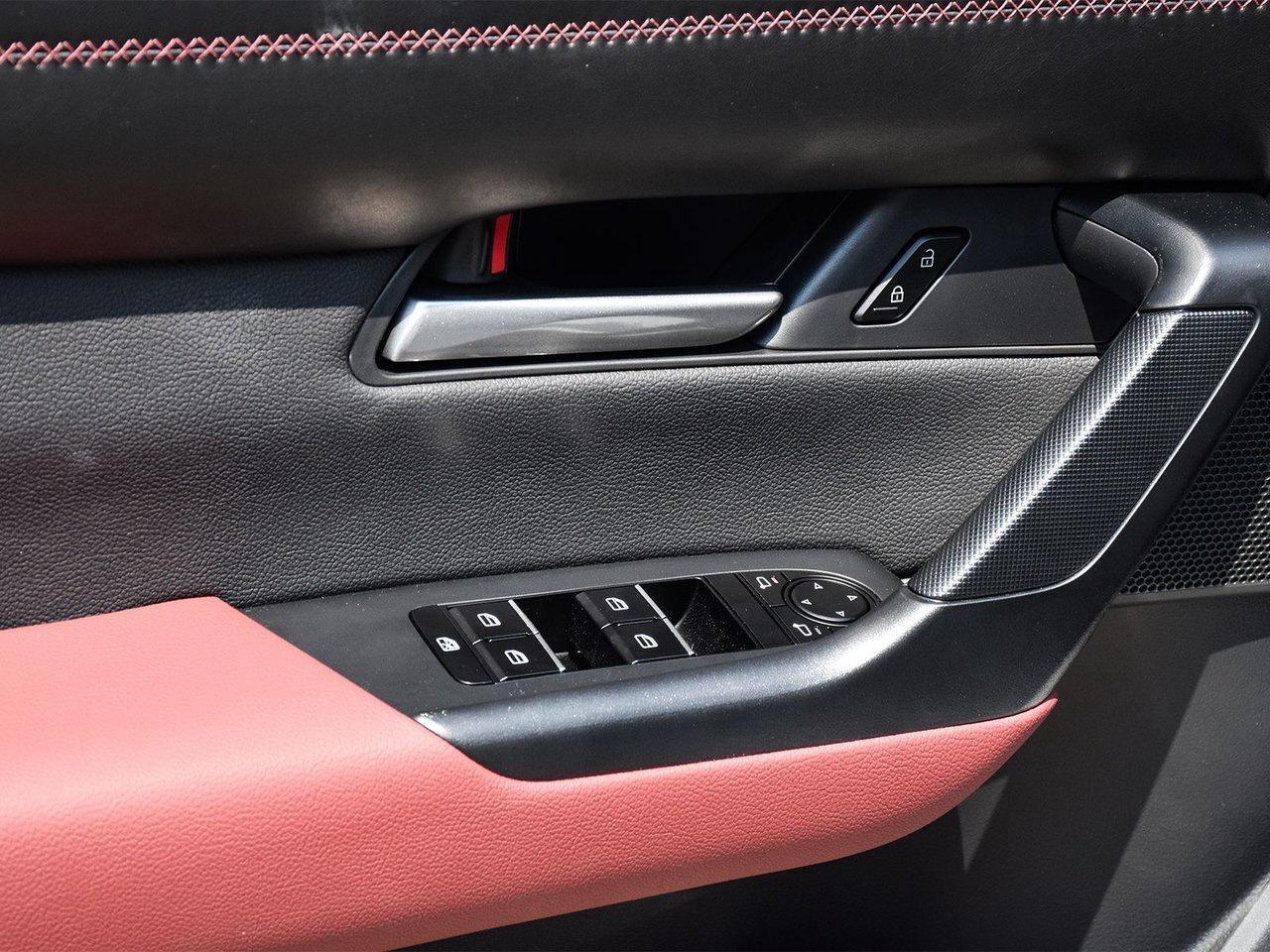 2025 Mazda CX-50 Hybrid Kuro 6.99 OAC. 96M  BRAND NEW  Hybrid  Pano Roof Photo