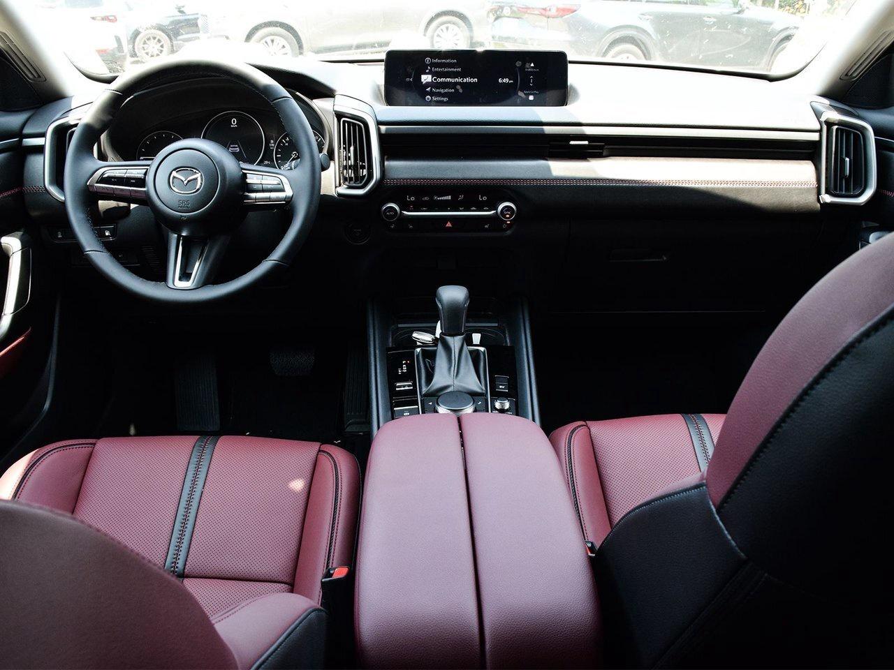 2025 Mazda CX-50 Hybrid Kuro 6.99 OAC. 96M  BRAND NEW  Hybrid  Pano Roof Photo