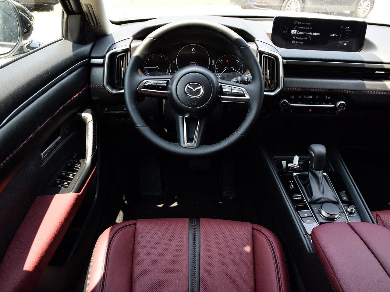 2025 Mazda CX-50 Hybrid Kuro 6.99 OAC. 96M  BRAND NEW  Hybrid  Pano Roof Photo