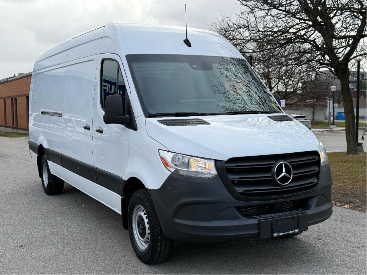2022 Mercedes-Benz Sprinter Cargo Van 3500 High Roof V6 170 CleanCarFax Certified 3Seats Photo