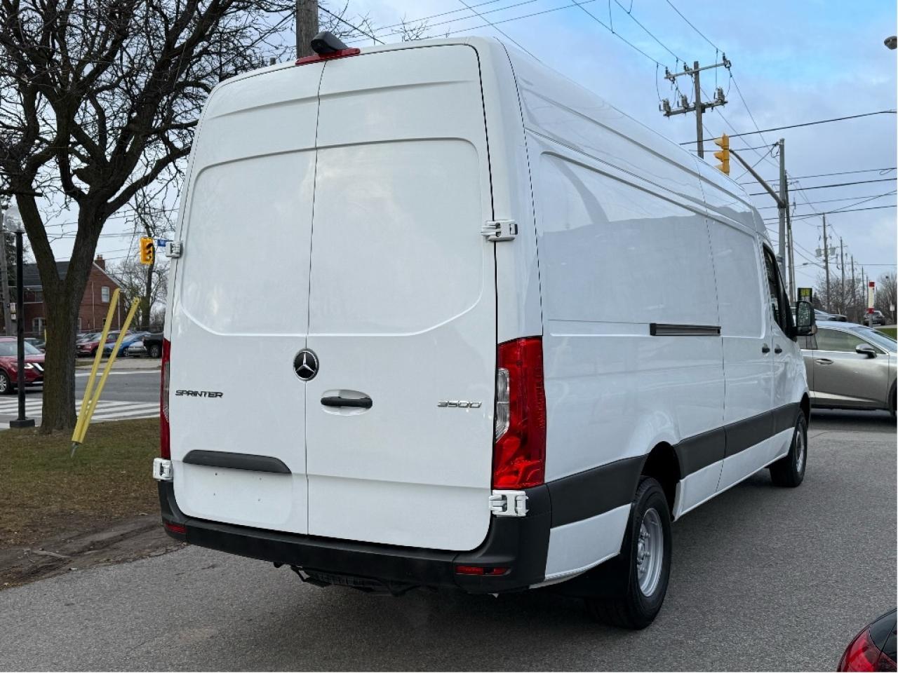 2022 Mercedes-Benz Sprinter Cargo Van 3500 High Roof V6 170 CleanCarFax Certified 3Seats Photo