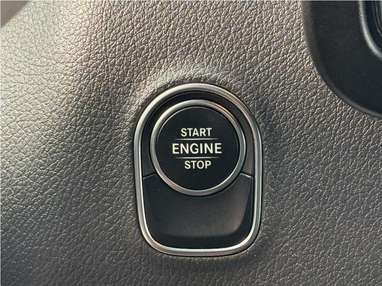 2022 Mercedes-Benz Sprinter Cargo Van 3500 High Roof V6 170 CleanCarFax Certified 3Seats Photo