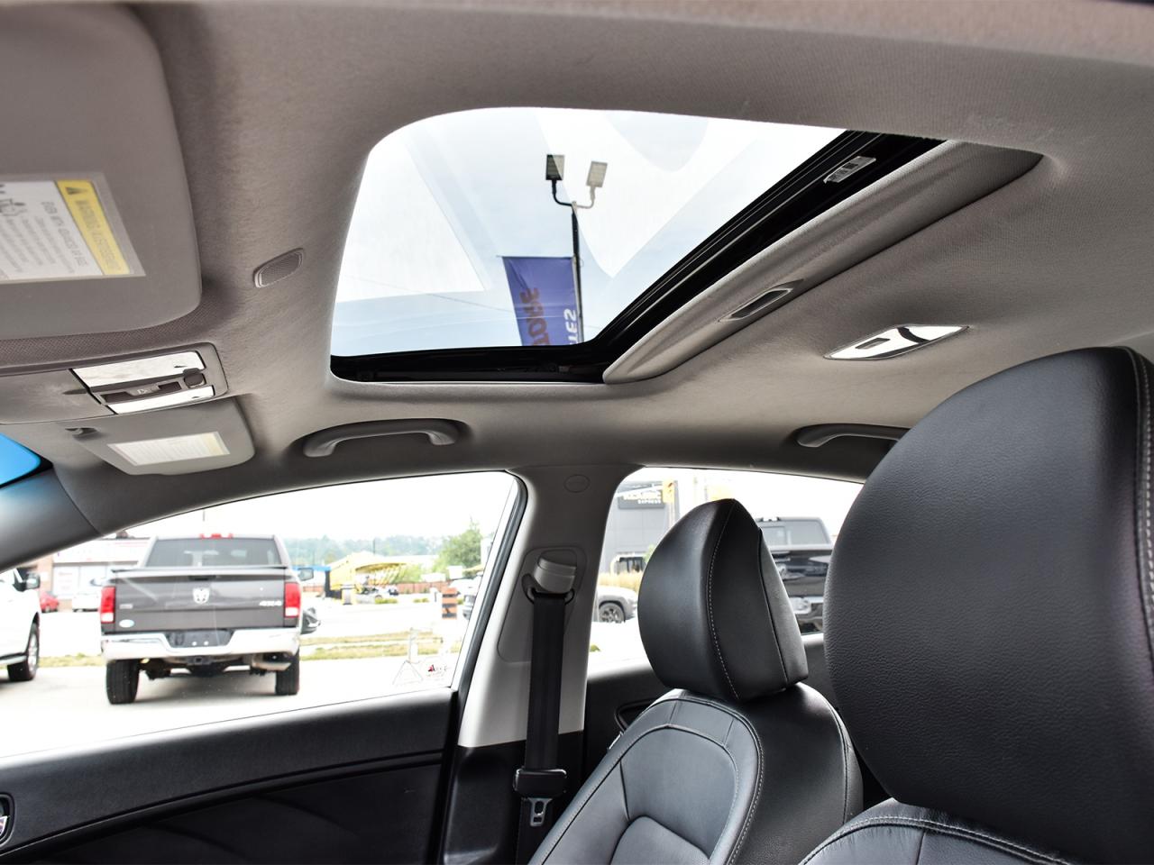 2018 Kia Forte EX ~Nav ~Camera ~Heated Leather ~Panoramic Roof Photo