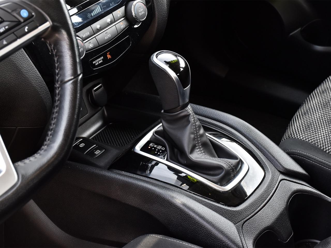 2023 Nissan Qashqai SV AWD ~Heated Seats ~Sunroof ~Alloy Wheels ~Cam Photo