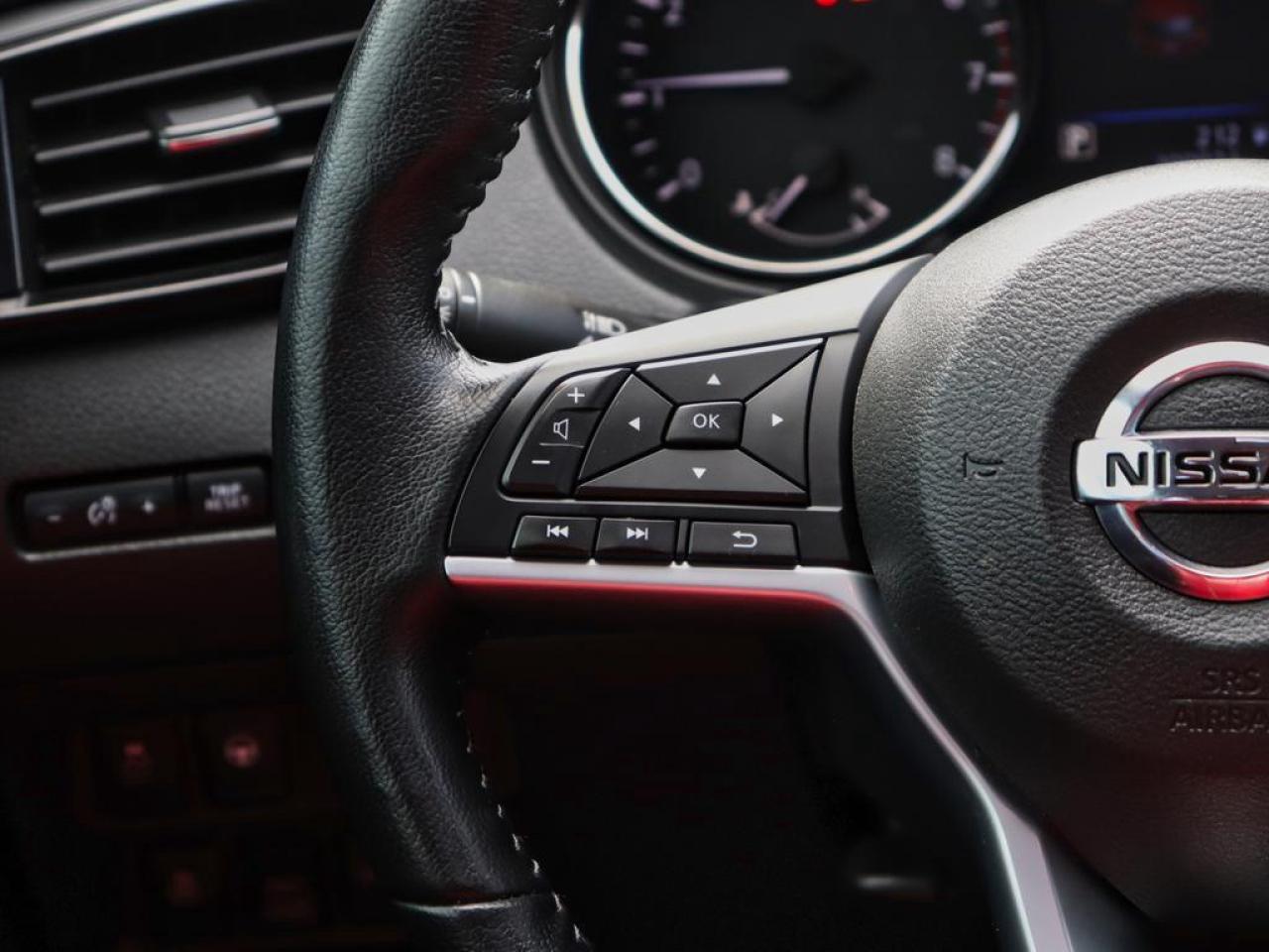 2022 Nissan Qashqai SV AWD  PREMIUM LEATHER! SUNROOF! Photo