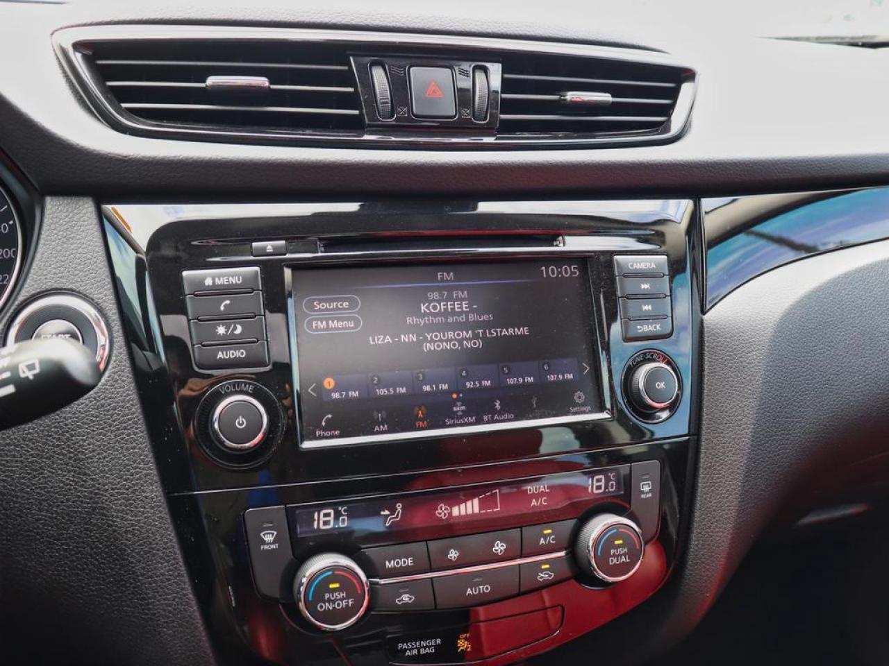 2022 Nissan Qashqai SV AWD  PREMIUM LEATHER! SUNROOF! Photo