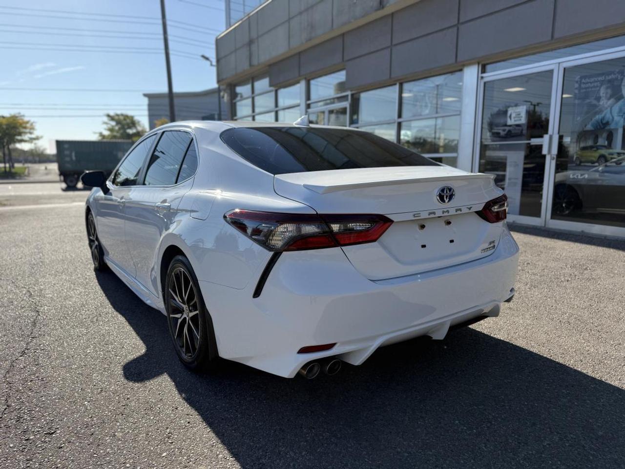 2024 Toyota Camry SE Auto AWD Photo