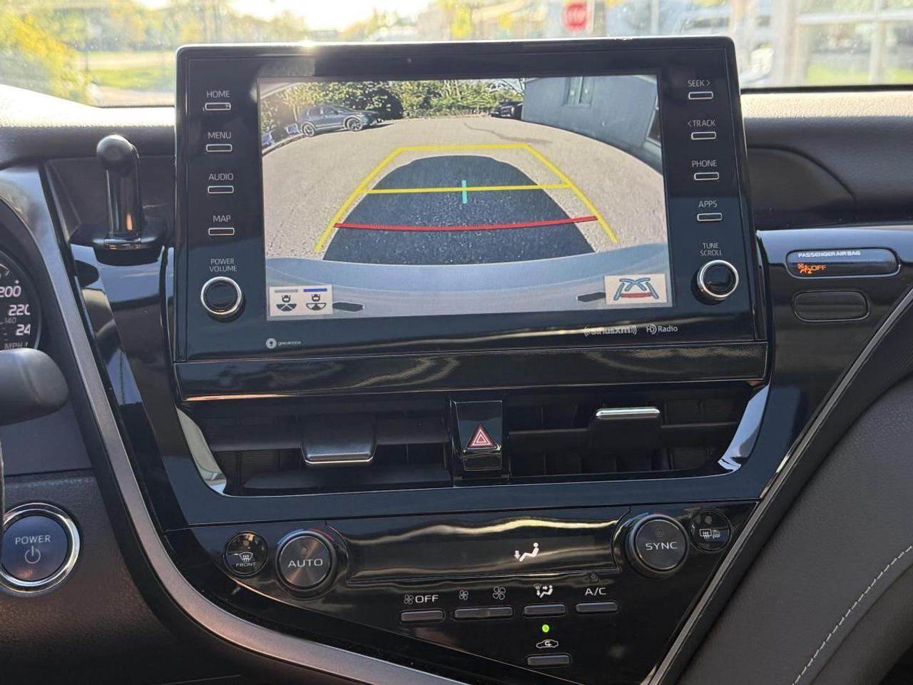 2024 Toyota Camry SE Auto AWD Photo
