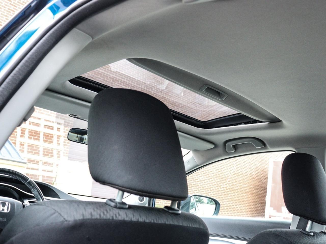 2014 Honda Civic 4dr CVT EX Photo