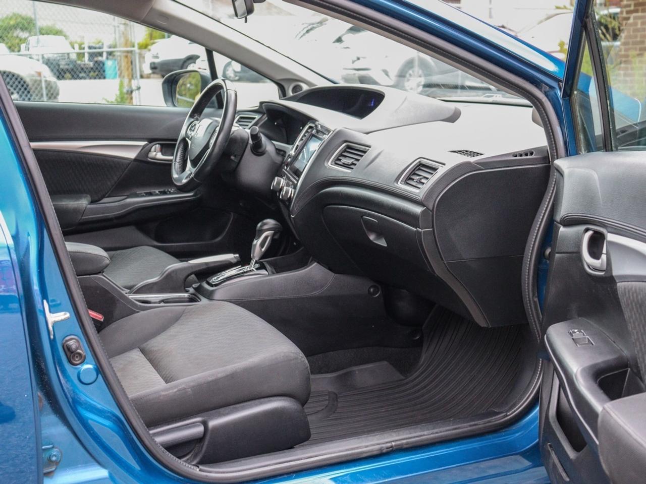 2014 Honda Civic 4dr CVT EX Photo