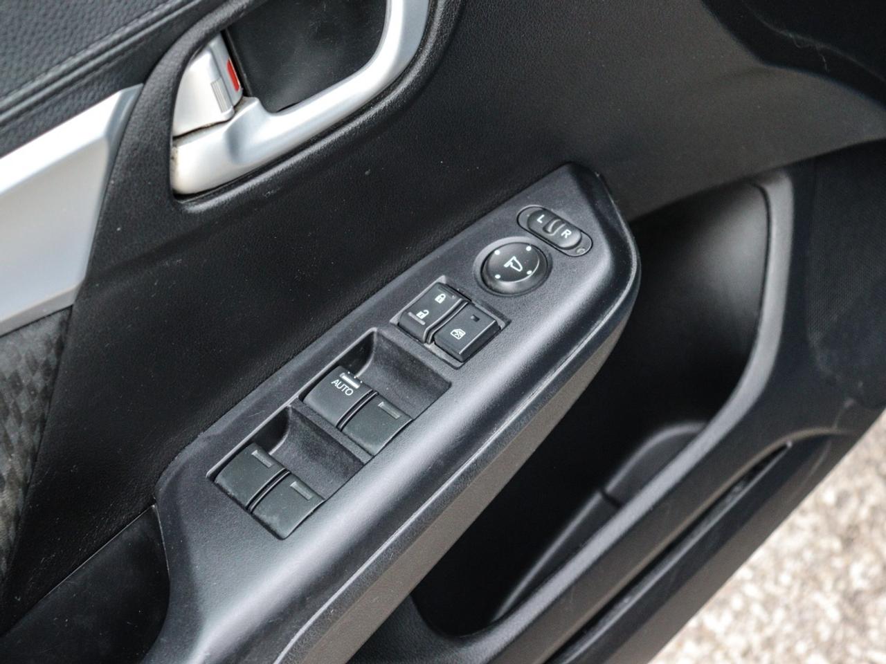 2014 Honda Civic 4dr CVT EX Photo