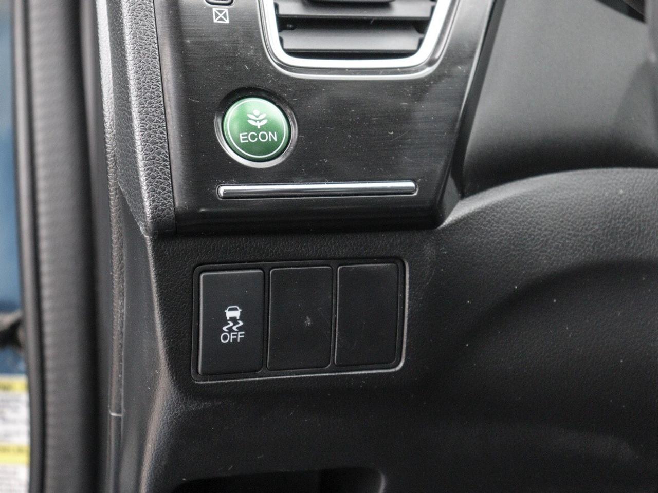 2014 Honda Civic 4dr CVT EX Photo