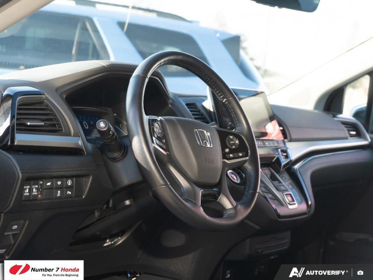 2022 Honda Odyssey Ex-L Res *EXTENDED FACTORY WARRANTY Photo