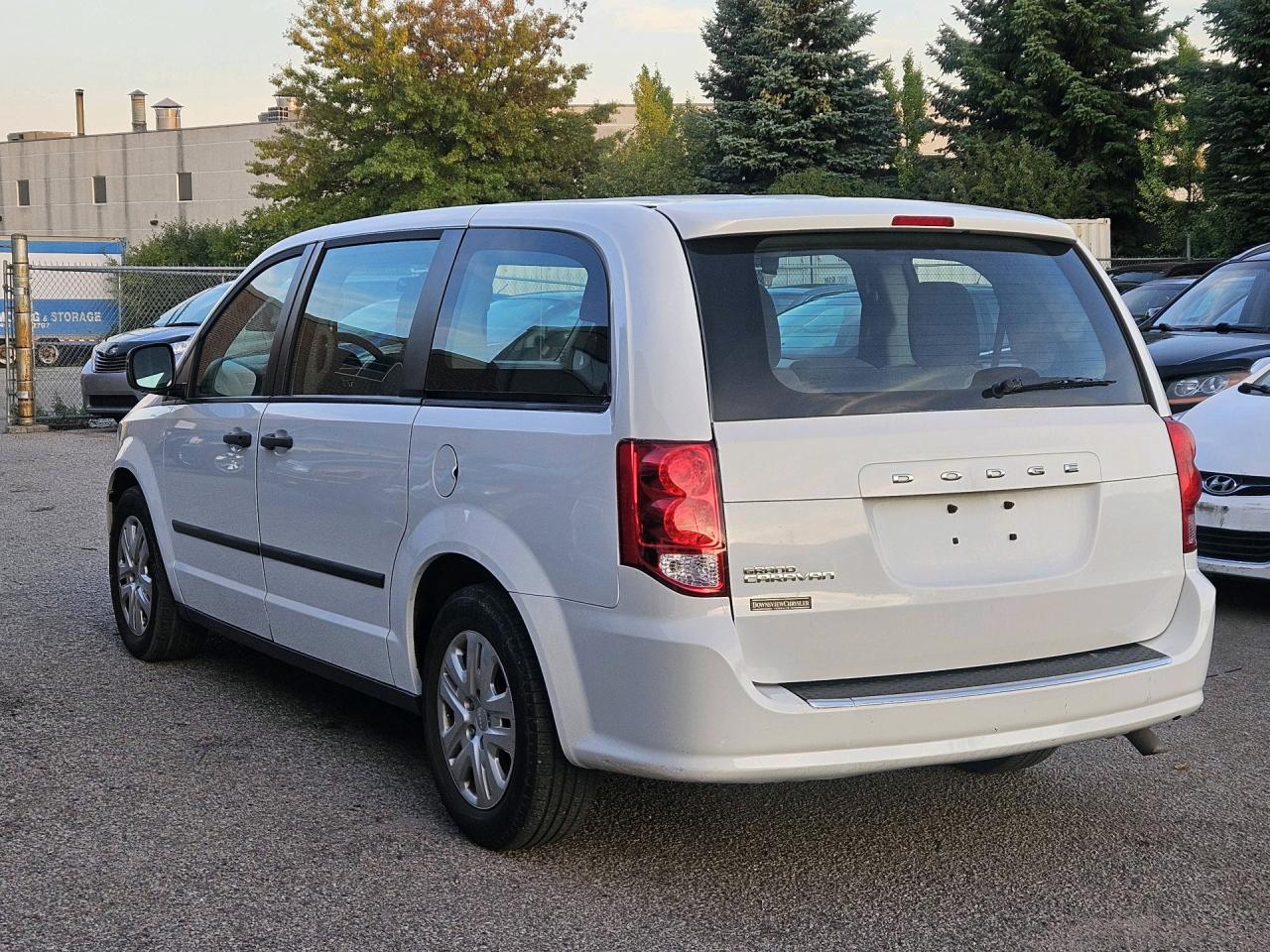 2016 Dodge Grand Caravan CANADA VALUE PACKAGE Photo