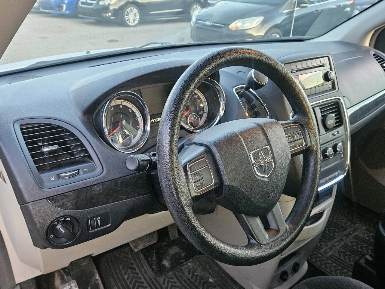 2016 Dodge Grand Caravan CANADA VALUE PACKAGE Photo