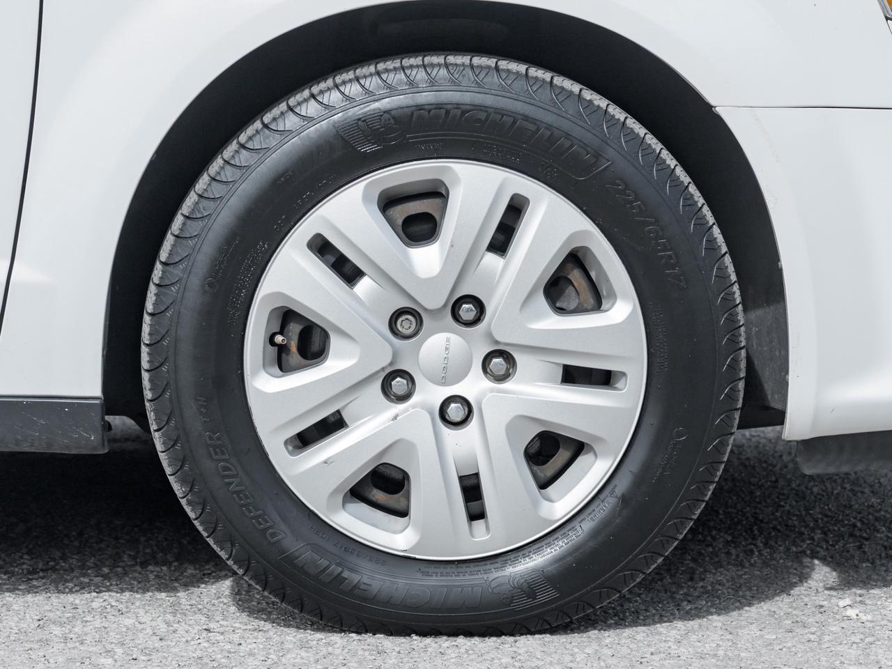 2016 Dodge Grand Caravan CANADA VALUE PACKAGE Photo3