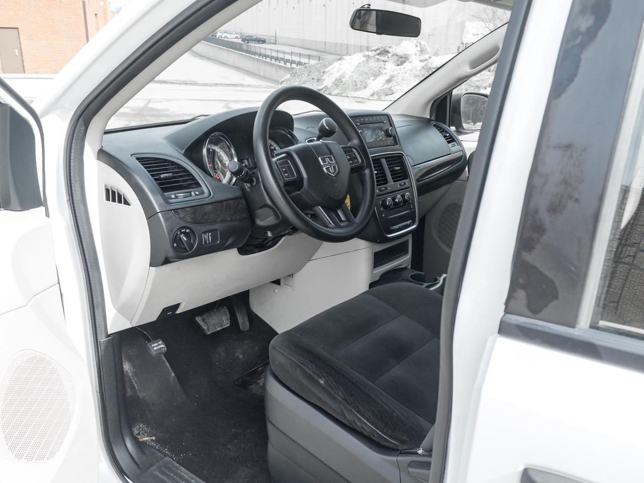 2016 Dodge Grand Caravan CANADA VALUE PACKAGE Photo