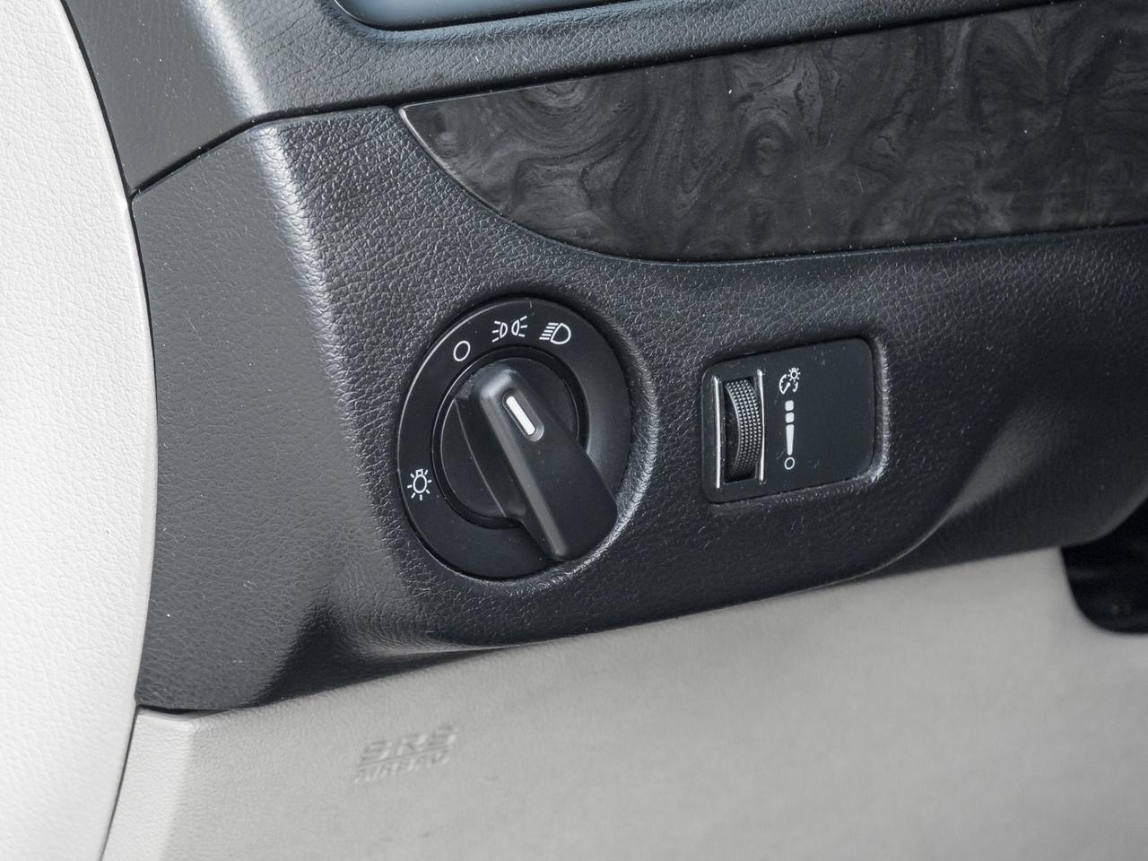 2016 Dodge Grand Caravan CANADA VALUE PACKAGE Photo