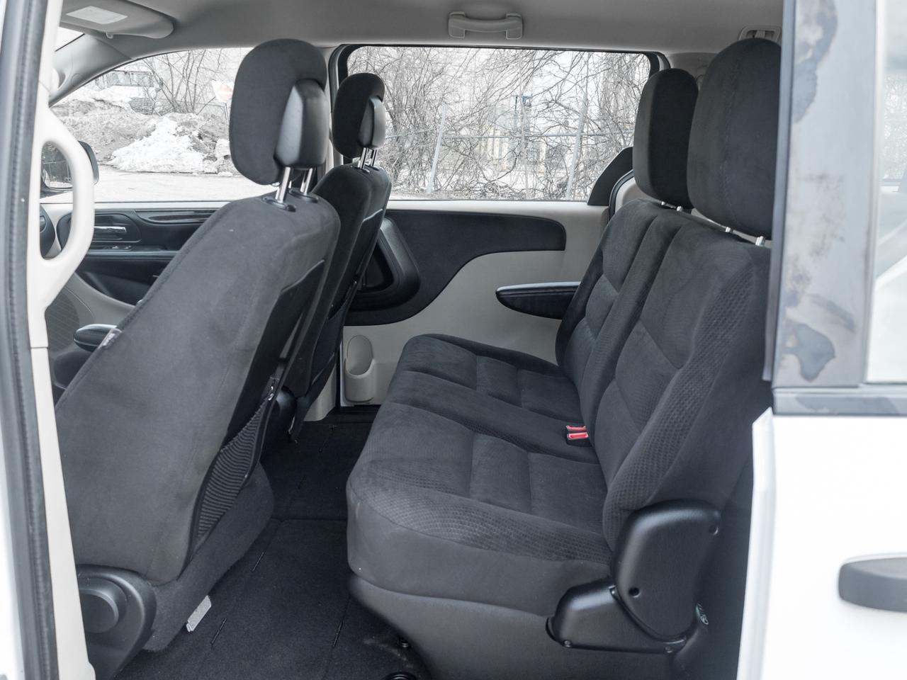 2016 Dodge Grand Caravan CANADA VALUE PACKAGE Photo