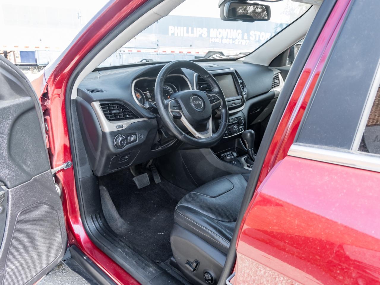 2016 Jeep Cherokee 4WD Limited Photo