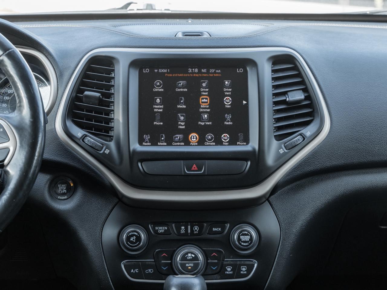 2016 Jeep Cherokee 4WD Limited Photo