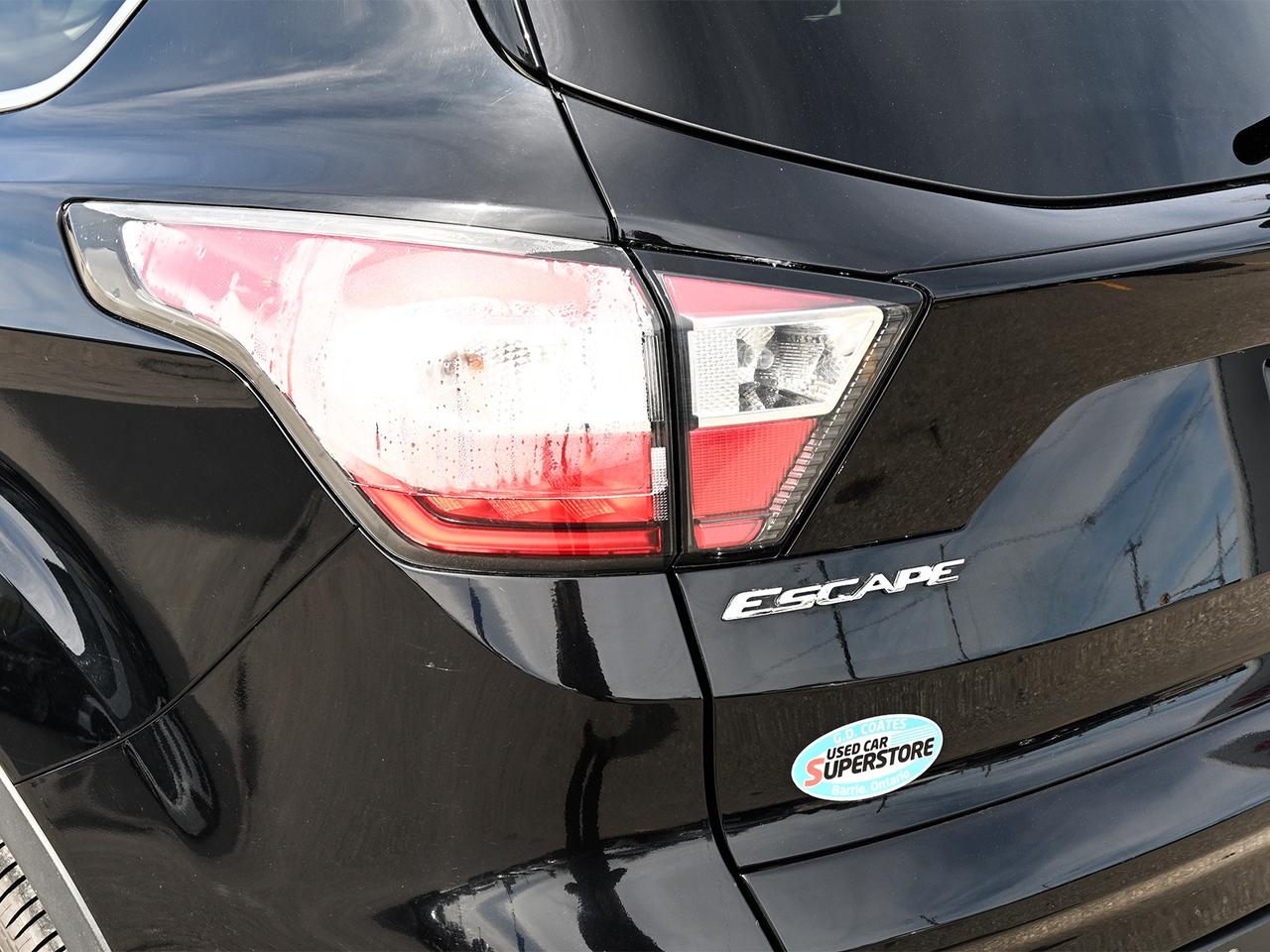 2017 Ford Escape Titanium 4x4 ~Nav ~Cam ~Heated Leather ~Moonroof Photo