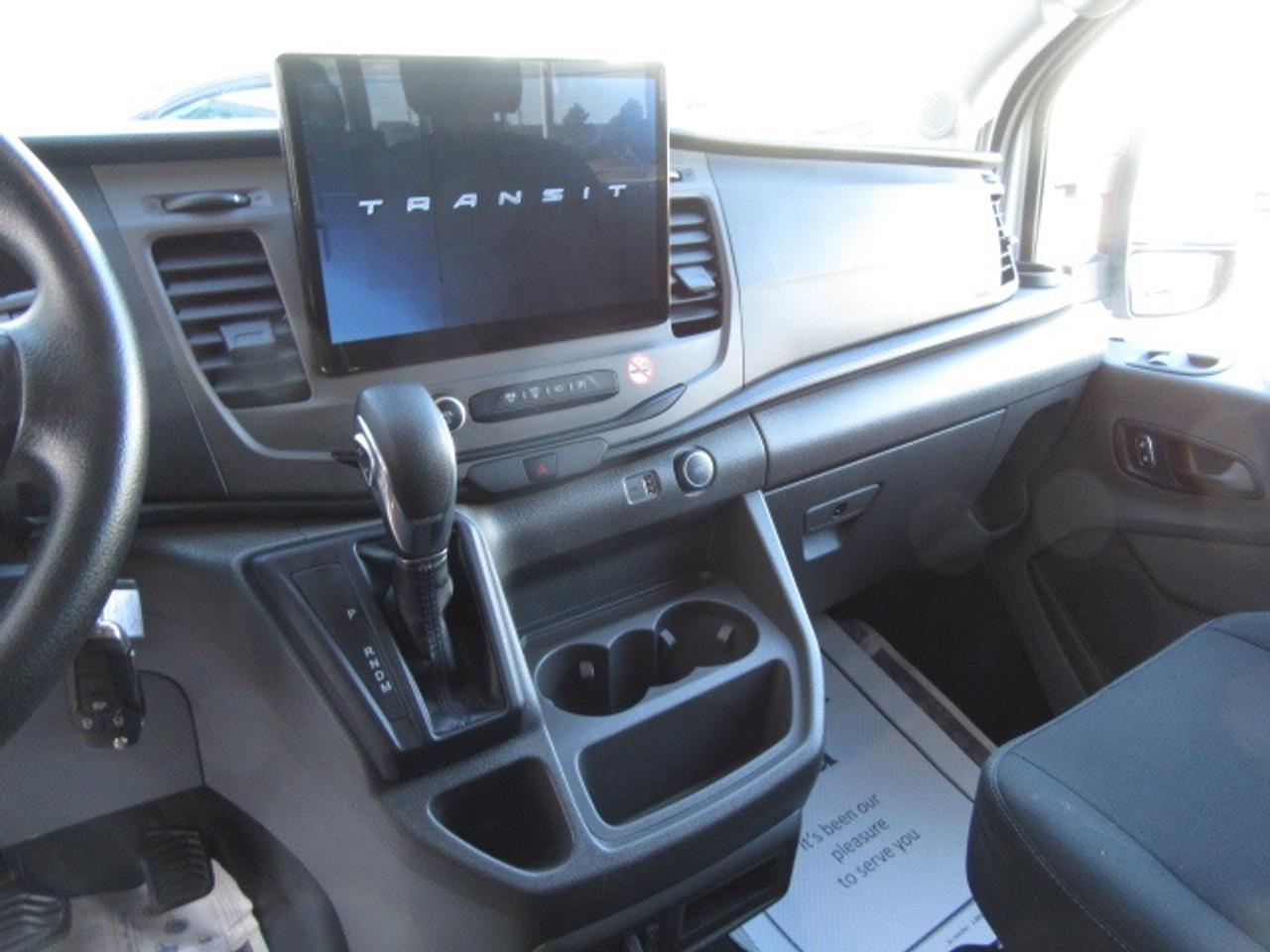 2022 Ford Transit Cargo Van T-350 GAS XLT MEDIUM ROOF 15 PASS VAN Photo