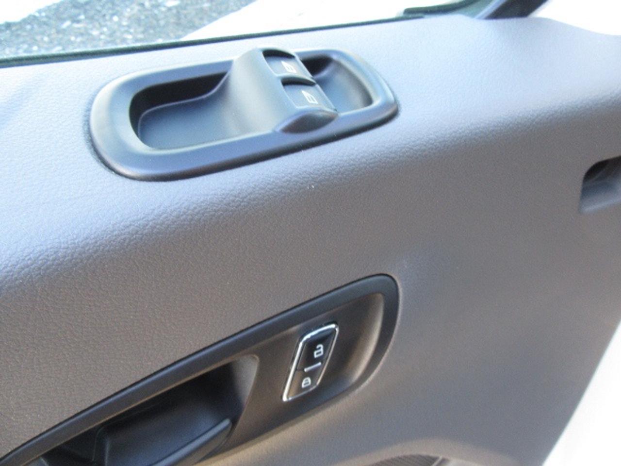 2022 Ford Transit Cargo Van T-350 GAS XLT MEDIUM ROOF 15 PASS VAN Photo