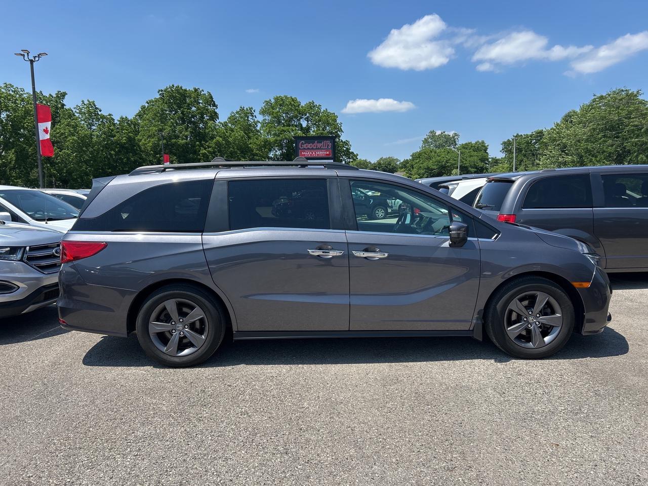 2022 Honda Odyssey EX, 8 PASSENGER, POWER SLIDING DOORS, REMOTE START Photo4