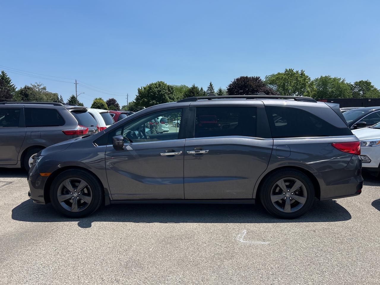 2022 Honda Odyssey EX, 8 PASSENGER, POWER SLIDING DOORS, REMOTE START Photo