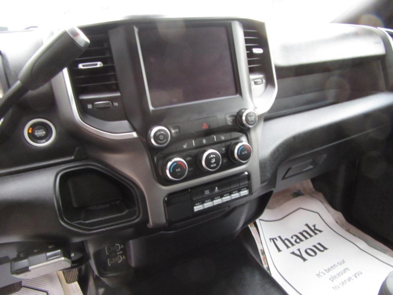 2022 RAM 5500 HD Chassis GAS AUTO 2WD WITH 13FT DUMP BOX & CROSS TOOL BOX Photo