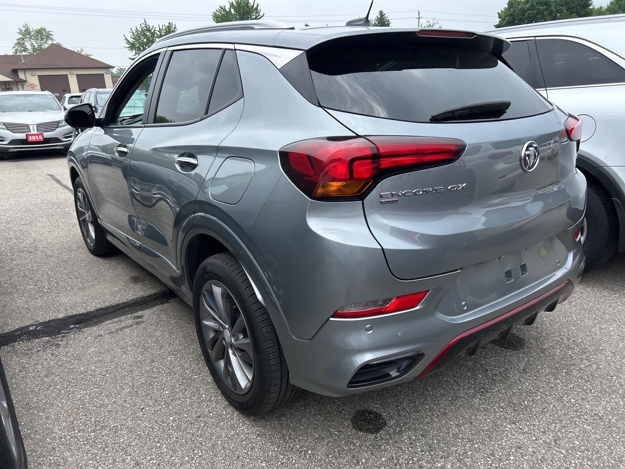 2023 Buick Encore GX REMOTE START, AWD, HEATED SEATS, CLEAN CARFAX! Photo