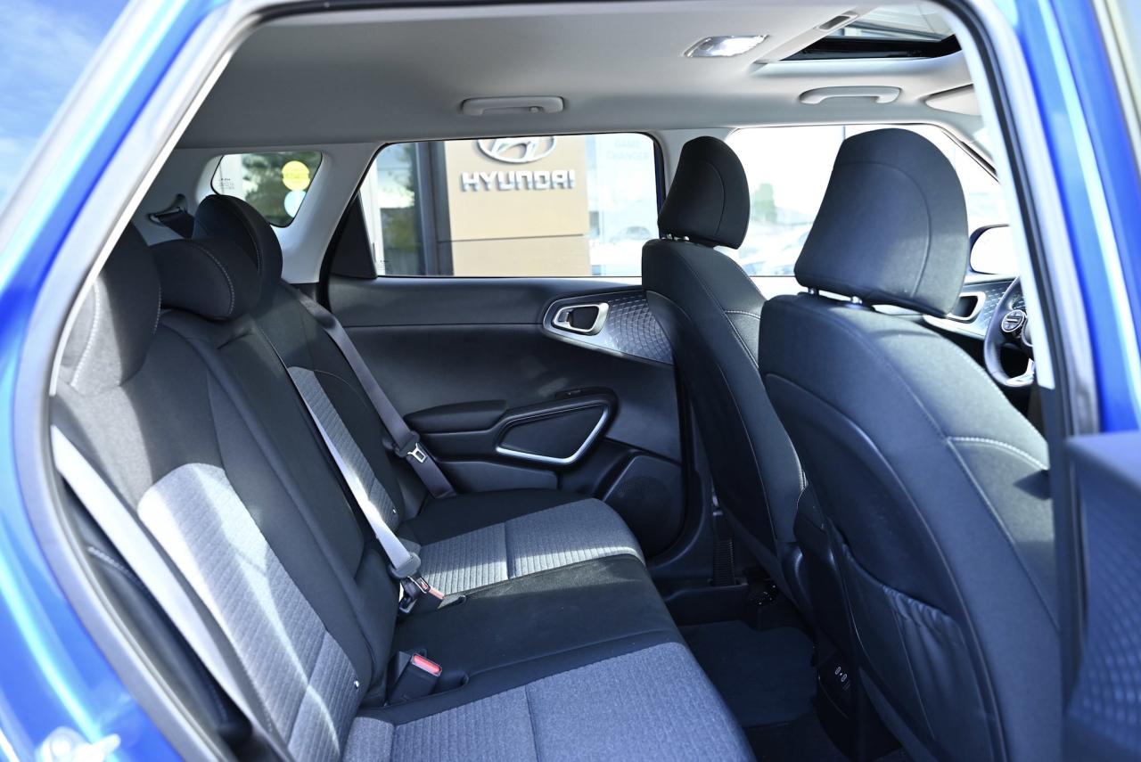 2023 Kia Soul EX+ 1-owner/ ONLY 11,000 kilo WOW!! Photo