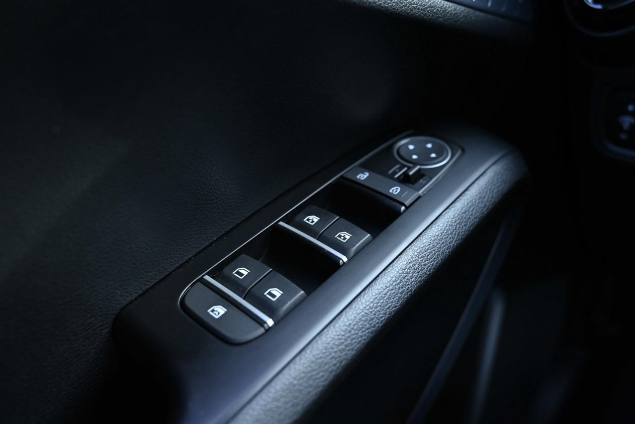 2023 Kia Soul EX+ 1-owner/ ONLY 11,000 kilo WOW!! Photo