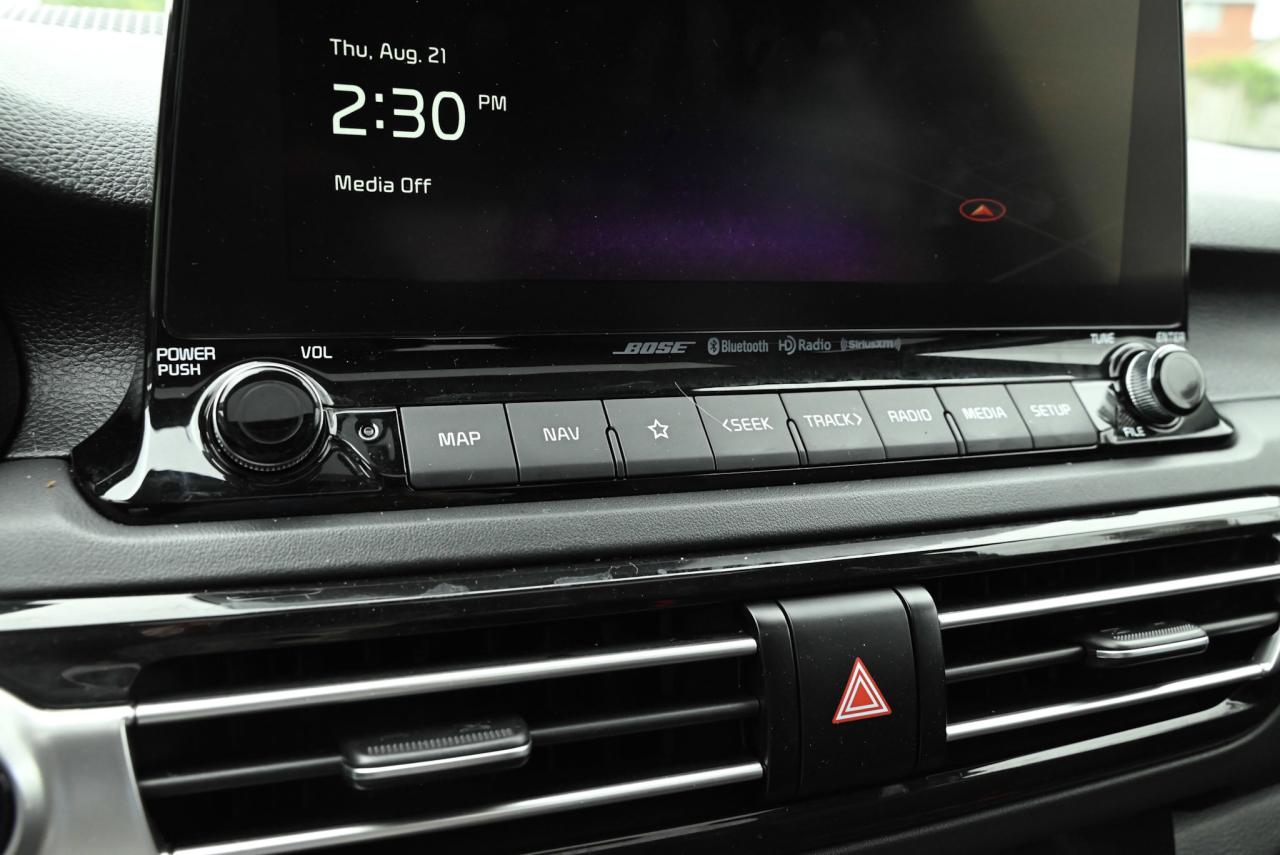 2023 Kia Seltos SX Turbo/ LEATHER/ HEATED/COOLED SEATS/ POWER SEAT Photo