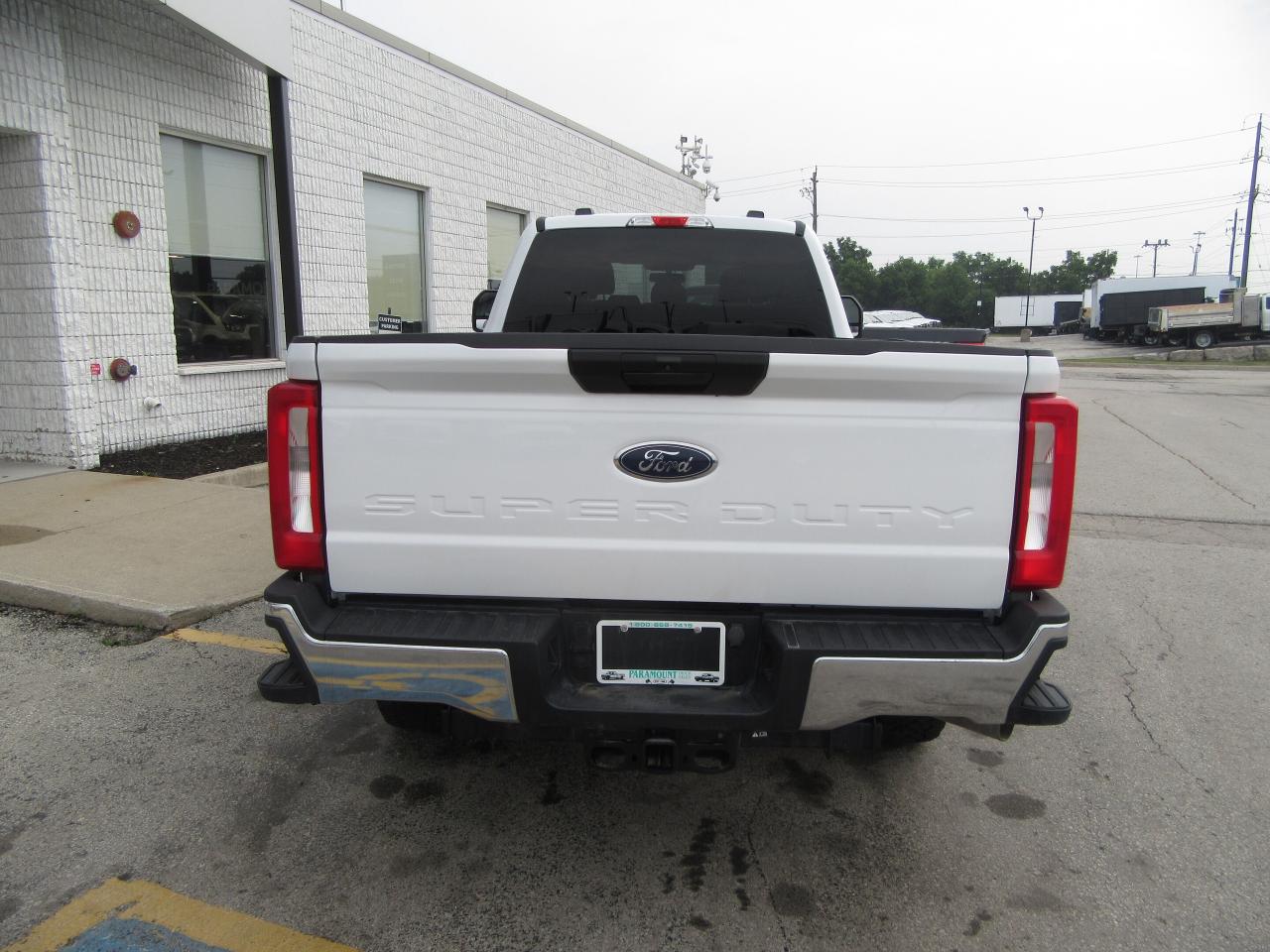 2024 Ford F-350 CREW CAB XLT 4X4 8FT LONG BOX Photo