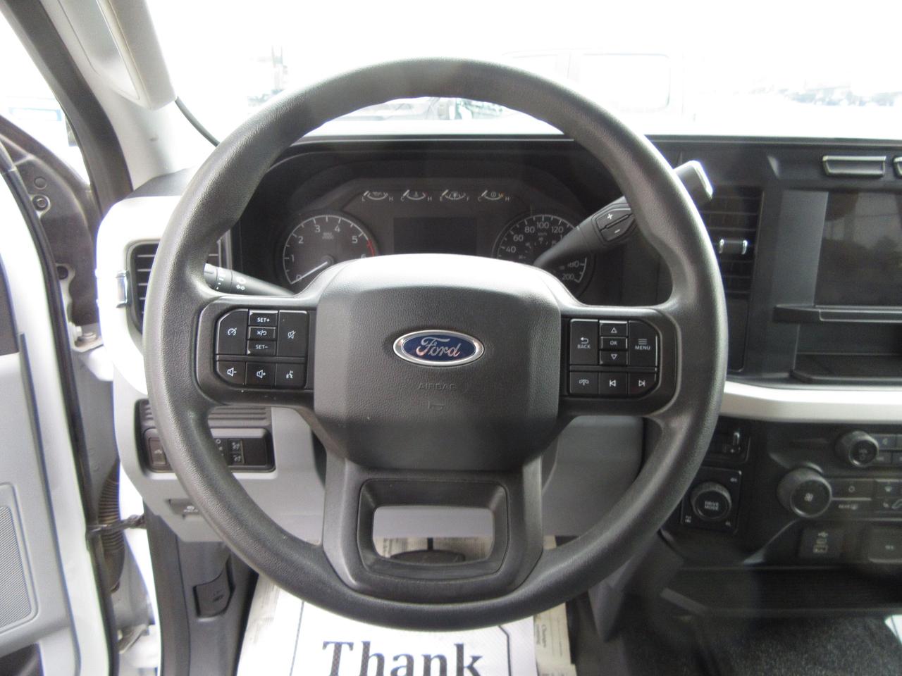 2024 Ford F-350 CREW CAB XLT 4X4 8FT LONG BOX Photo4