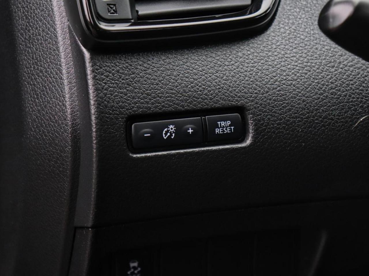 2018 Nissan Qashqai S  -  Heated Seats -  Power Mirrors Photo