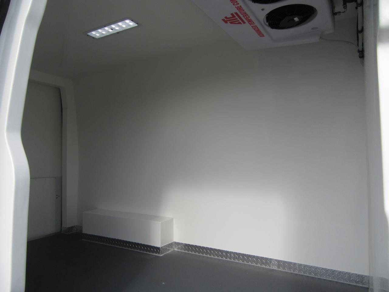 2023 Mercedes-Benz Sprinter 2500 144’ HIGH ROOF DIESEL NEW REEFER SYSTEM Photo