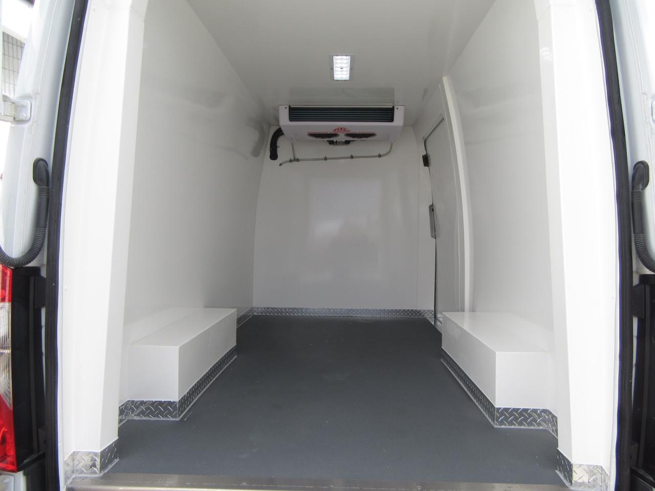 2023 Mercedes-Benz Sprinter 2500 144’ HIGH ROOF DIESEL NEW REEFER SYSTEM Photo