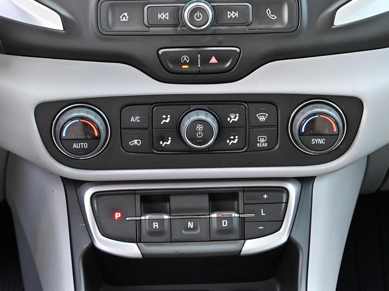 2022 GMC Terrain SLE 4x4 ~Bluetooth ~Remote Start ~CarPlay Photo