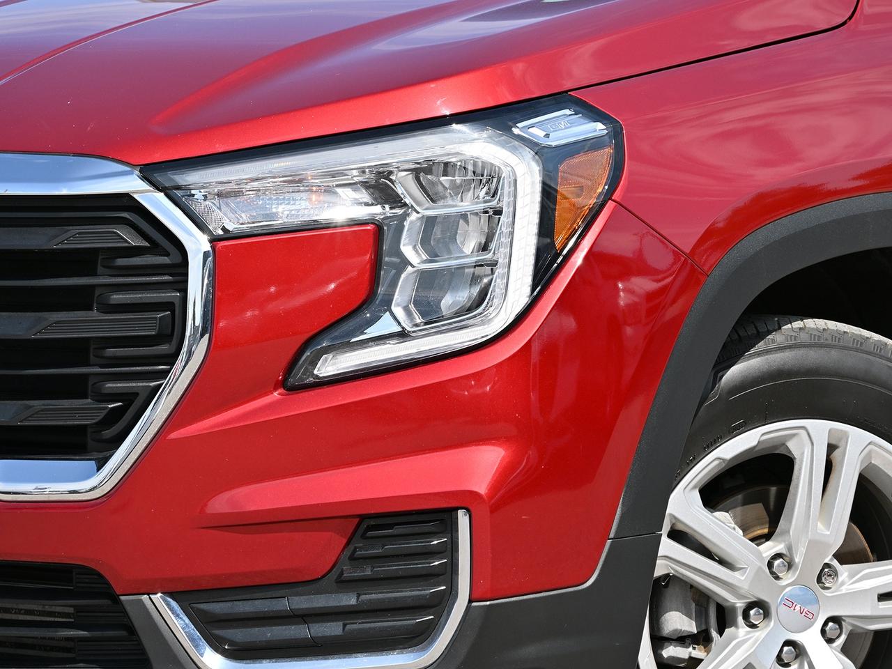 2022 GMC Terrain SLE 4x4 ~Bluetooth ~Remote Start ~CarPlay Photo