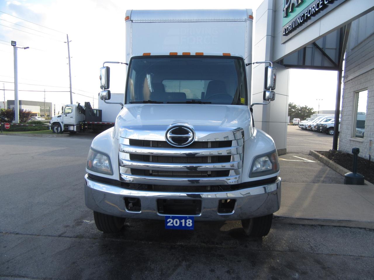 2018 Hino 338 DIESEL 26FT BOX POWER LIFTGATE & RAMP Photo