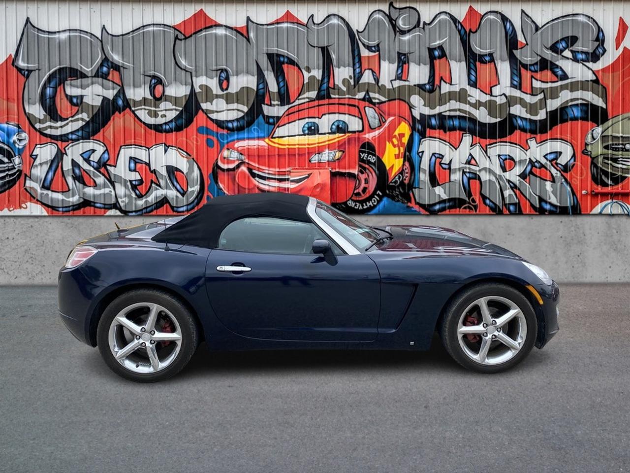 2007 Saturn Sky CONVERTIBLE, MANUAL TRANSMISSION! Photo
