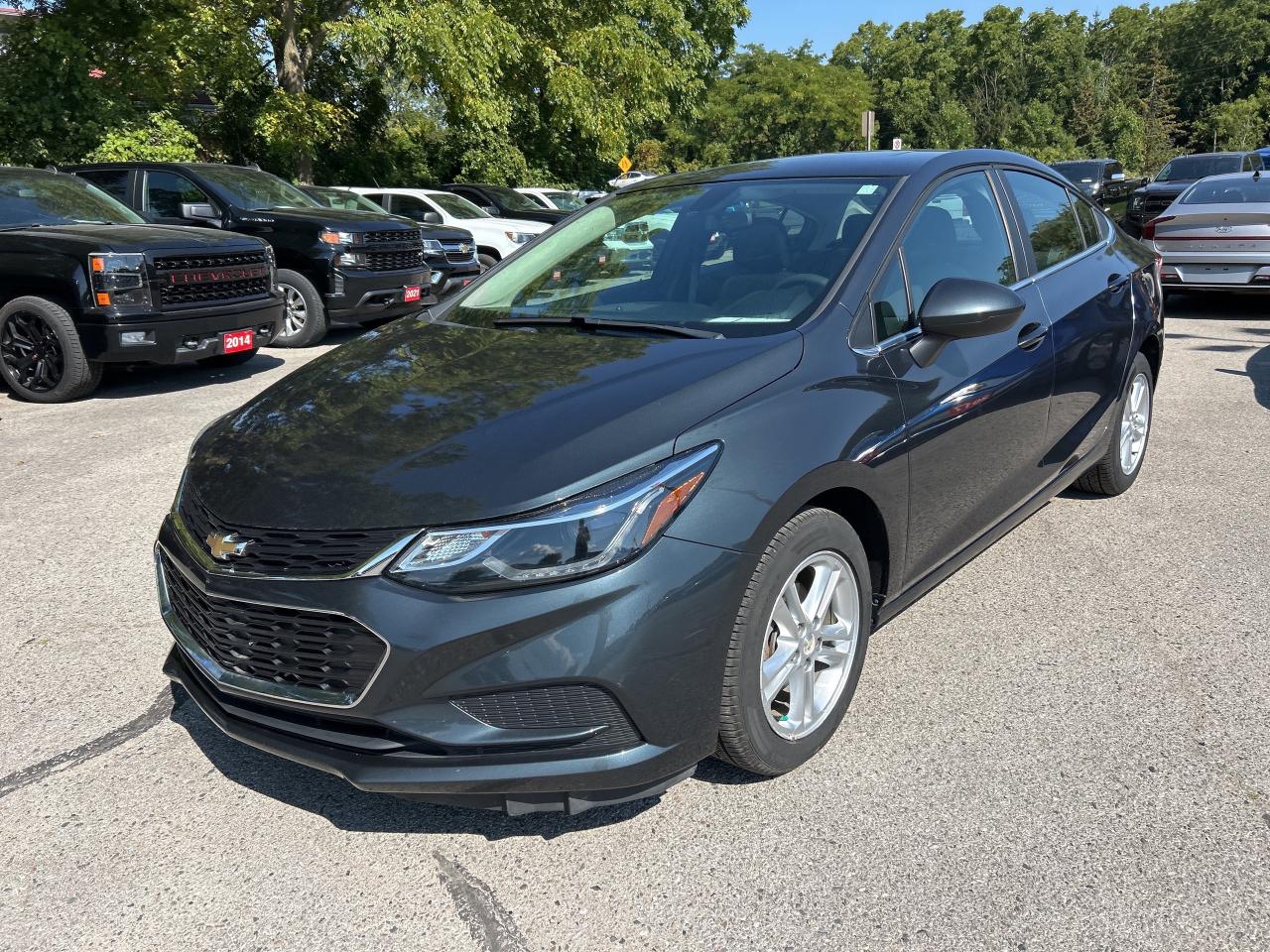 2017 Chevrolet Cruze LT, CLEAN CARFAX, SUNROOF, LOW KMS! Photo