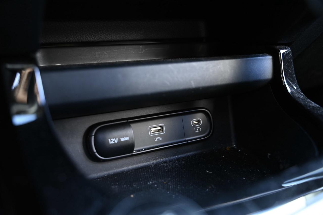 2024 Kia Seltos EX/AWD/ ONLY 17,000 KILO/1-OWNER Photo