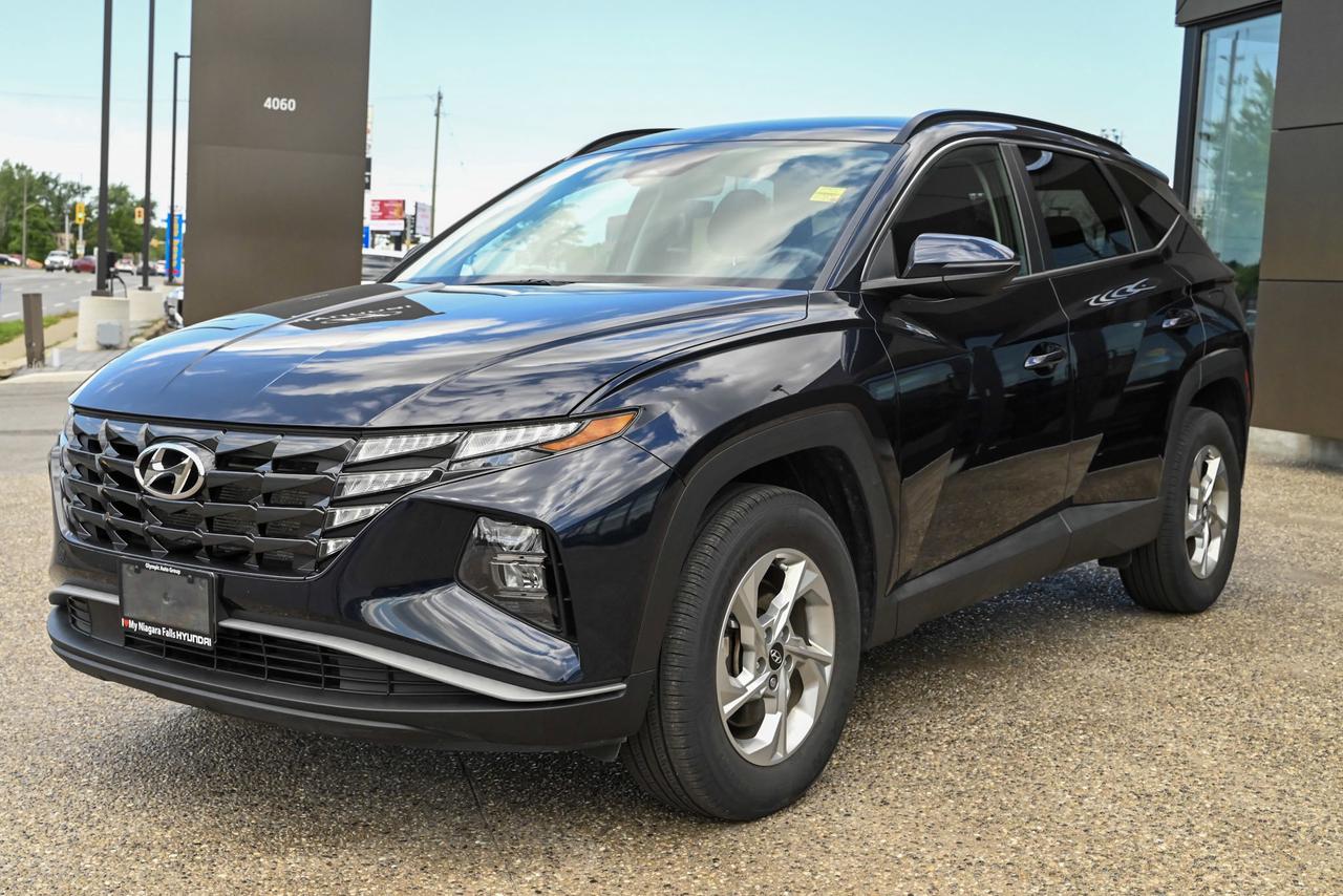 2023 Hyundai Tucson Preferred/ AWD/HEATED SEATS/ HEATED STEERING WHEEL Photo